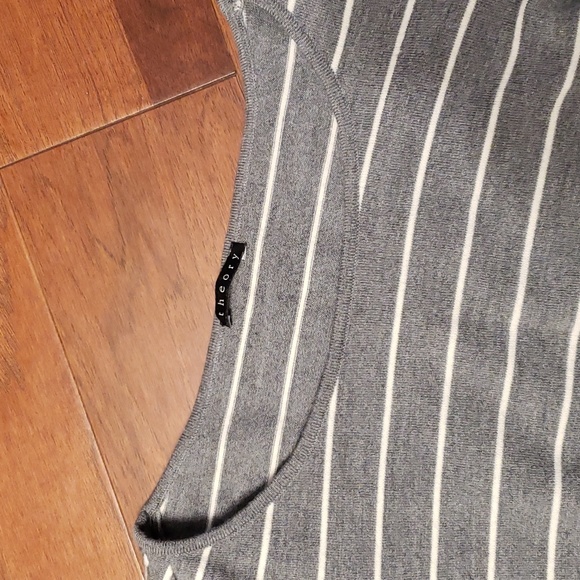 Theory Striped Sweater - Picture 4 of 4